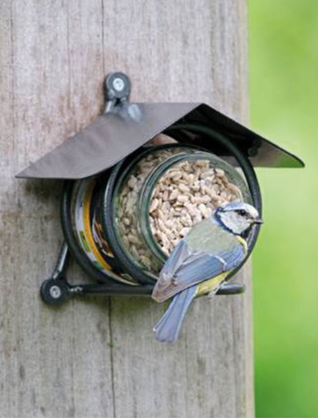 Halter für Futterpasten