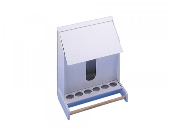 Feeder made of plastic