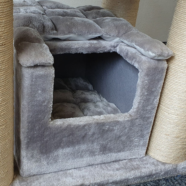 Cat-scratcher "RUBI"