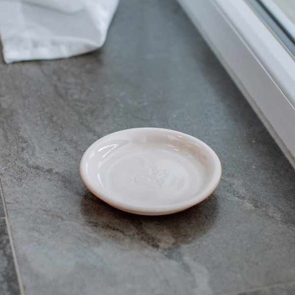 Cat ceramic milk dish