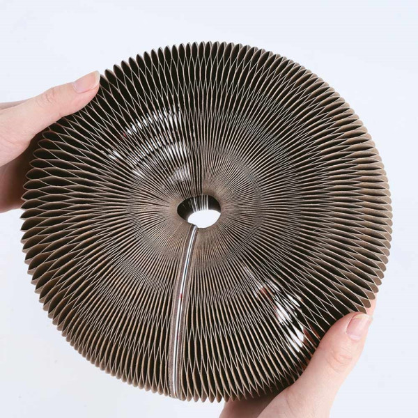 cat spinning top "Flex" made of cardboard